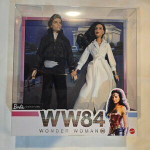 NRFB Wonder Woman 1984 Diana and Steve Trevor 2 Barbie 2 pack